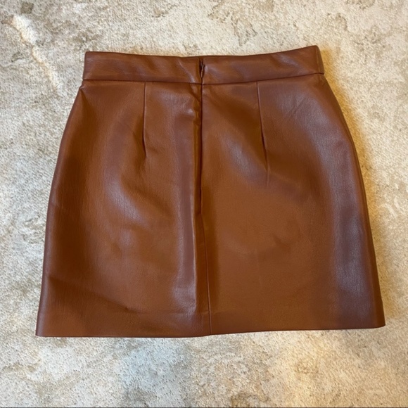 Aritzia Wilfred Patio Skirt Cognac - Picture 8 of 8